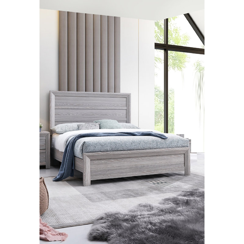 Lit de chambre à coucher d'apparence rustique, de couleur grise et de construction de style contemporain, Grand lit