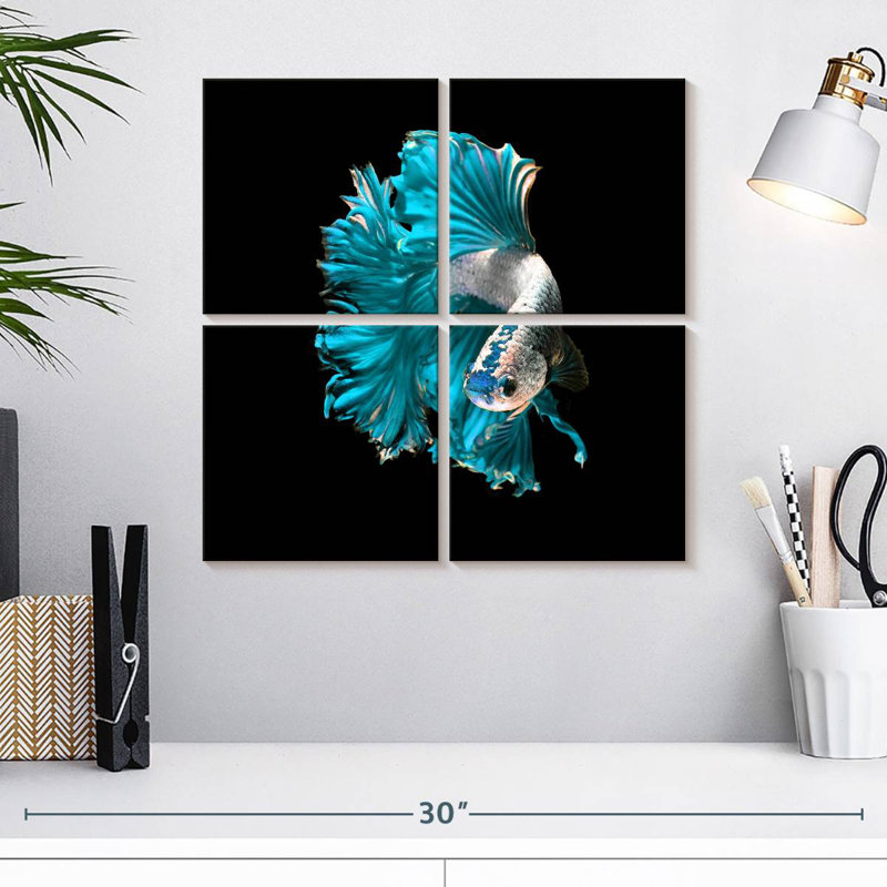 Brampt Plush Fighter Fish, 18'' H x 18'' W