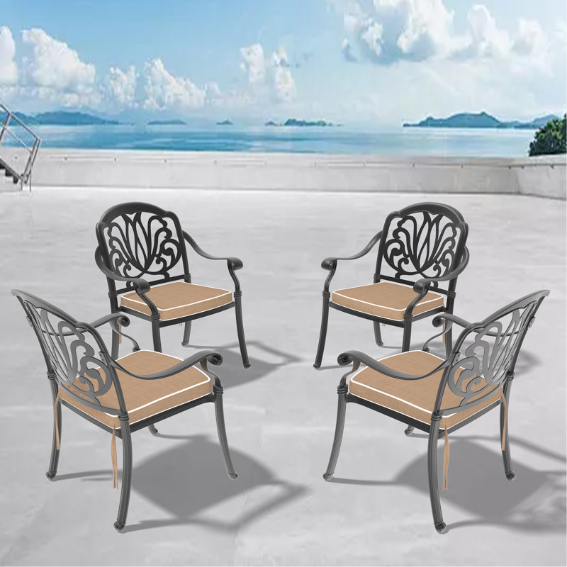 Chaise de patio en fonte d'aluminium 4 pièces avec structure noire et coussins bruns