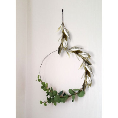 47'' in. Faux Magnolia Garland