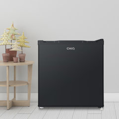 How Mini Fridges Can Enhance Your Home Entertainment Expe – SENSIO HOME