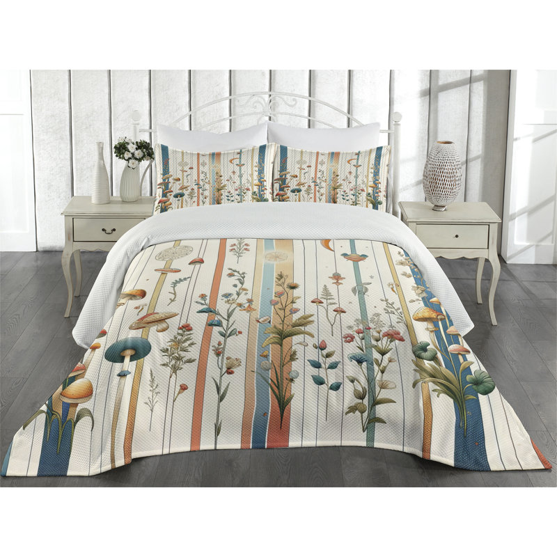 Polyester Floral Coverlet, King Coverlet + 2 Standard Shams