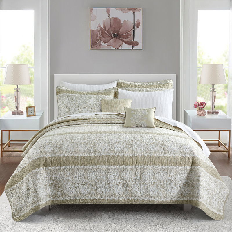 Ensemble courtepointe en microfibre imprimée de cinq article Emma, Courtepointe très grand, 2 taies décoratives et, Taupe