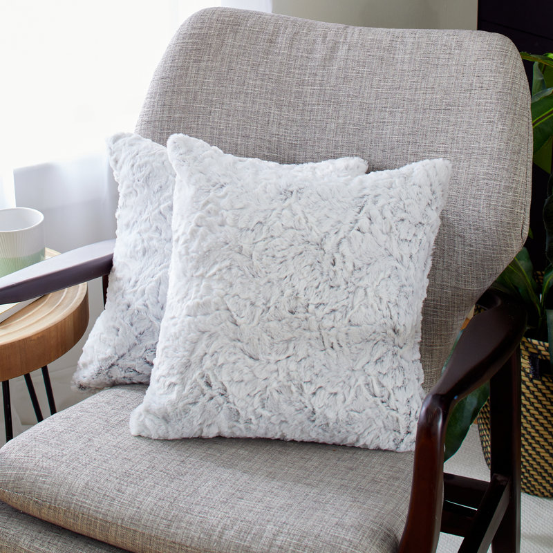 Coussin Stockard, 8 po x 8 po, Peyote Sutherland