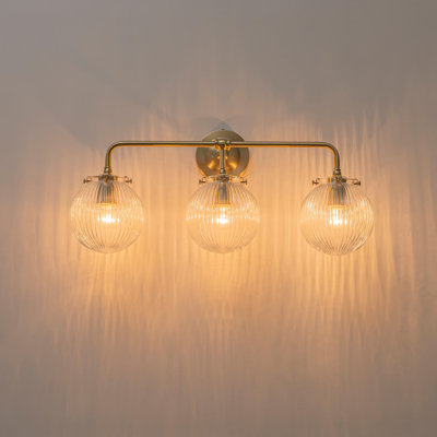Applique murale pour salle de bain 24 lumières 3 lumières à abat-jour moderne en verre nervuré 24 po