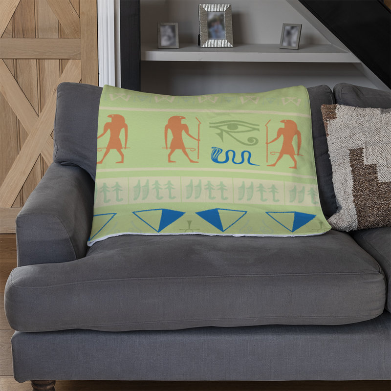 Pullin Quilted Throw Blanket