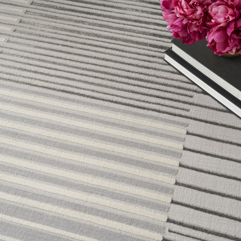 Abstract Machine Woven Polypropylene/Polyester Area Rug in Gray, Rectangle 5'3" x 7'3"