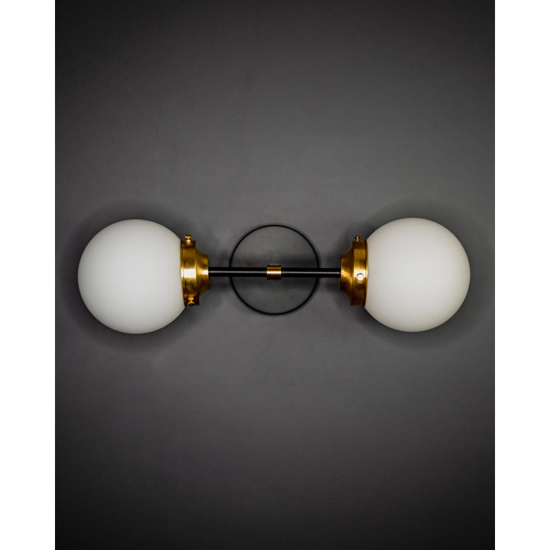 Armed Sconce, Black/Brass