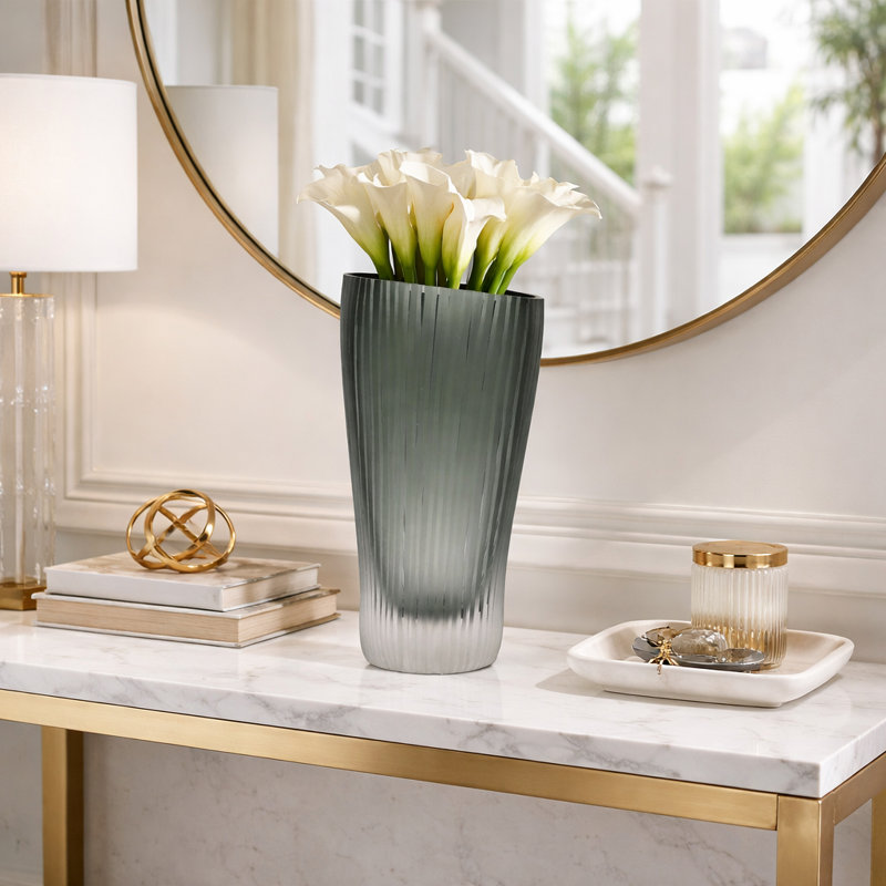 Hadeya Handmade Glass Table Vase