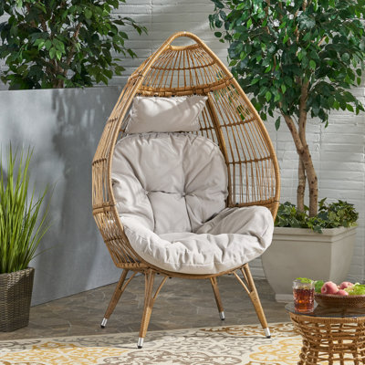 Chaise de patio d'extérieur avec coussins Rivera