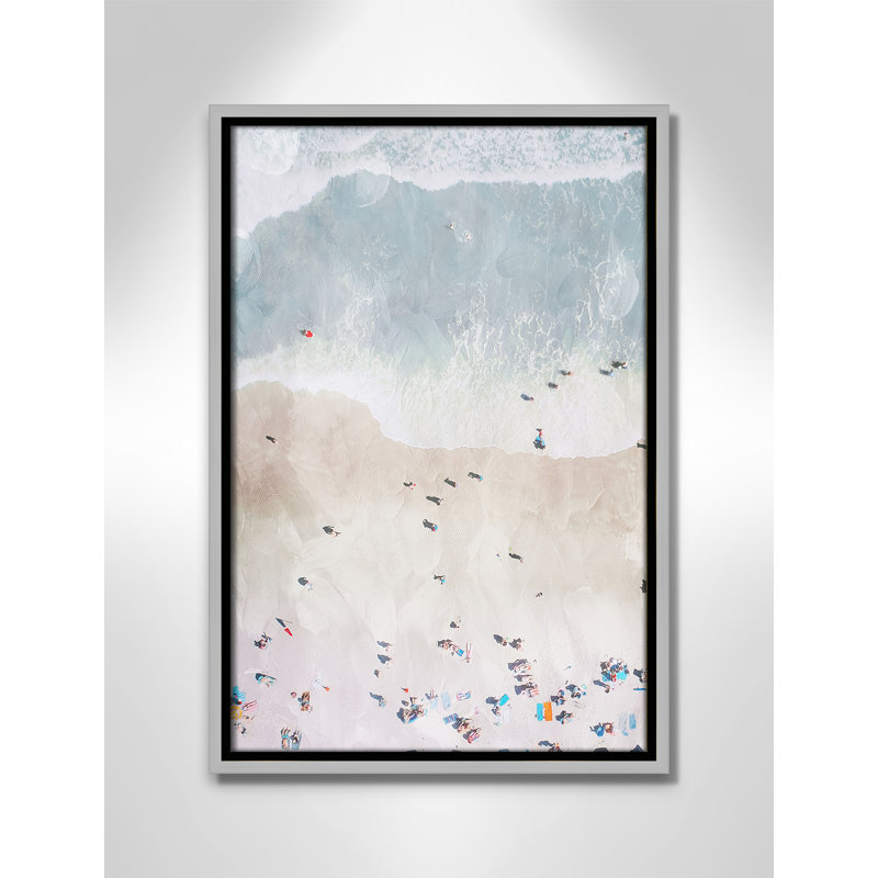 «Beaching Out I Print» par Milli Villa, Flottant argenté, 13.5' W x 19.5' H
