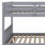 Lit superposé multifonctionnel en bois avec lit gigogne, échelle, garde-corps et conception convertible-234424799