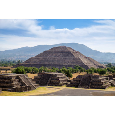 Bennard " Pyramid, Teotihuacan Ancient Mayan Civilization " by Martinm303