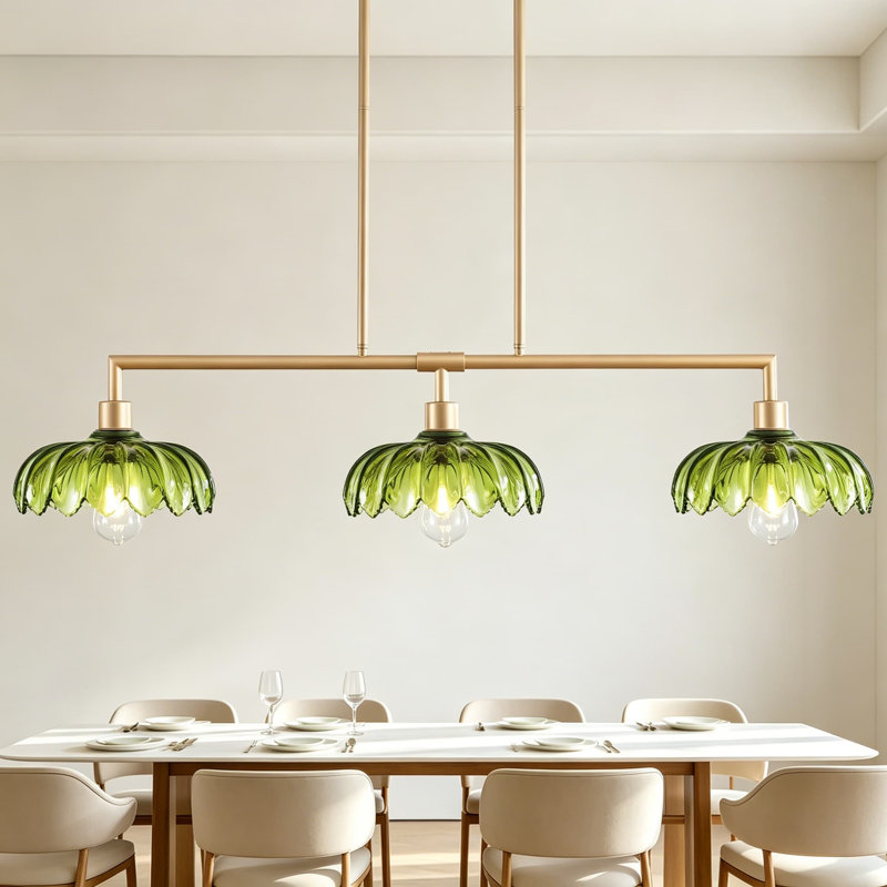 Luminaire suspendu en verre vert de 42 pouces pour îlot de cuisine, lustre linéaire en laiton à 3 lumières avec cadre doré et luminaire de style campagnard moderne de style Mid-Century pour bar de salle à manger