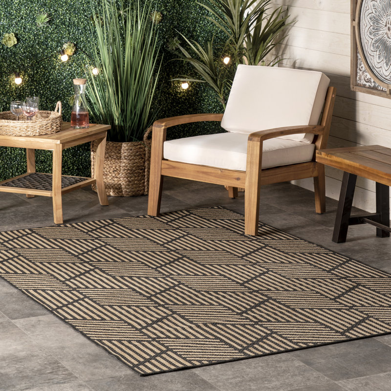 Tapis géométrique tissé à la machine Gouveia, Rectangle 4 pi x 6 pi