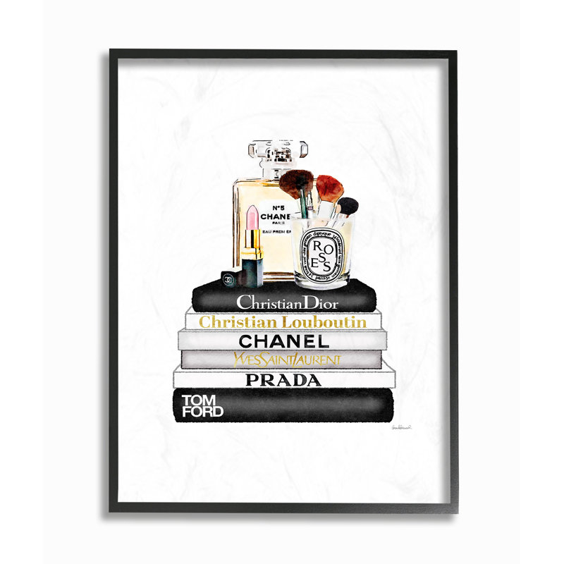 « bookstack with parfums and maquillage », reproduction, H 20 po x l 16 po x P 1,5 po, Giclée encadrée noir minuit
