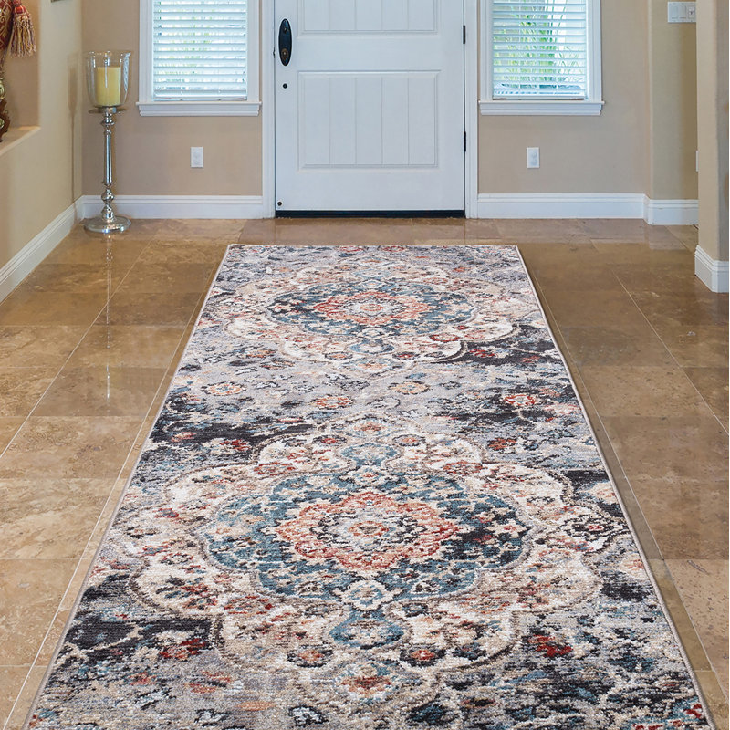 Tapis bleu multicolore à l'esthétique antique, Tapis de couloir 2 pi 3 po x 7 pi 3 po