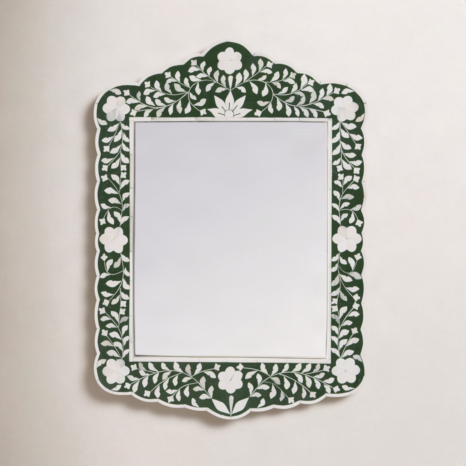 Ren 20" Mango Accent Mirror, Green