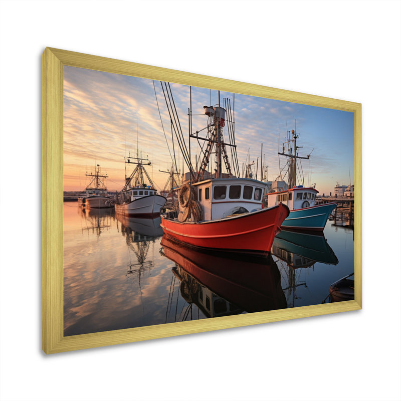 Port Portside Reflections - Nautical & Beach Wall Art Prints, H 16 po x l 32 po x P 1 po, Encadrement doré