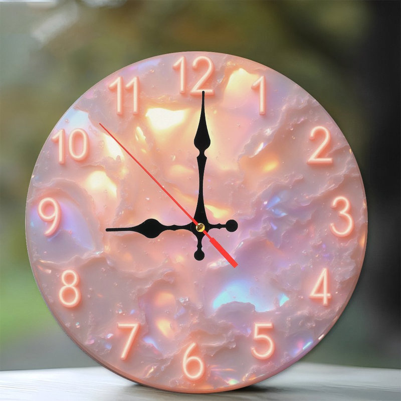 Horloge nacrée