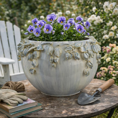 Pot à fleurs décoratif en céramique blanche avec bordure de guirlande florale, 12 po