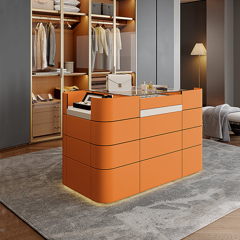 Muntether, Orange