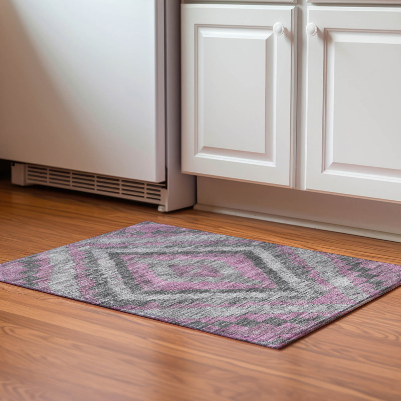 Premium Machine Washable Jakiyra AMF1890 Aztec Rug, Rectangle 1'8" x 2'6"
