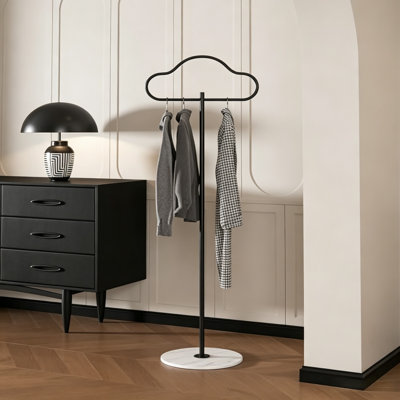 Freestanding 9 - Hook