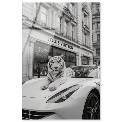Tigre à la boutique de luxe, impression murale à imprimé acrylique par Notoriart, prêt à accrocher, 36 x 54