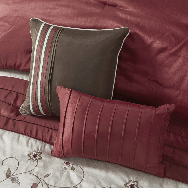 Édredon grand 7 pièces mauve - motif brodé 2 taies décoratives, 3 coussins, 1 édredon, jupe de lit, Purple