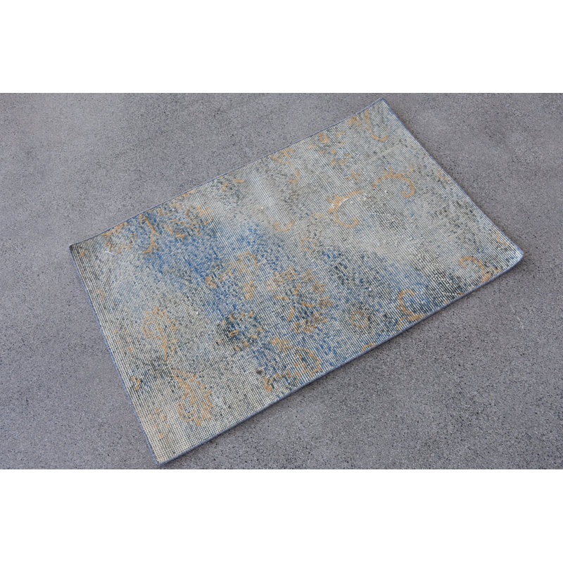 Tapis bleu classique en laine 24,8 x 38,6 pouces