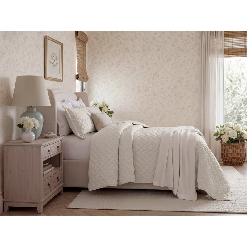 Best Seller Quilted Blanket - Textured Weave Pattern, Airy Lightweight Bed Covering,85gsm, Queen Quilt + 2 Standard Shams
