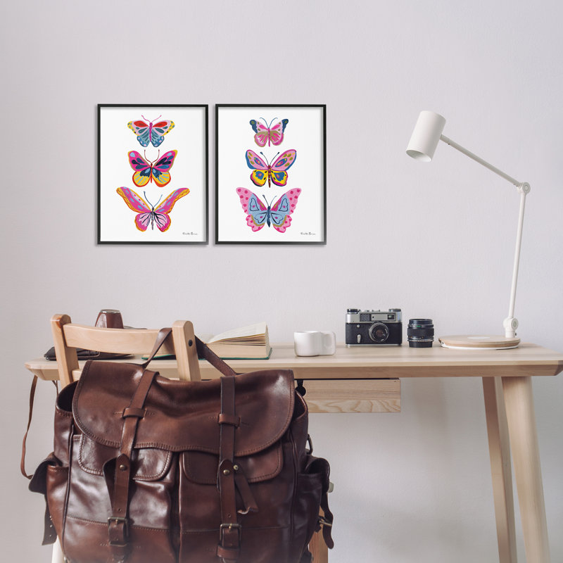  «Bright Flutter Butterflies», ensemble de 2 giclées par Farida Zaman, H 14 po x l 11 po, Giclée encadrée noir minuit