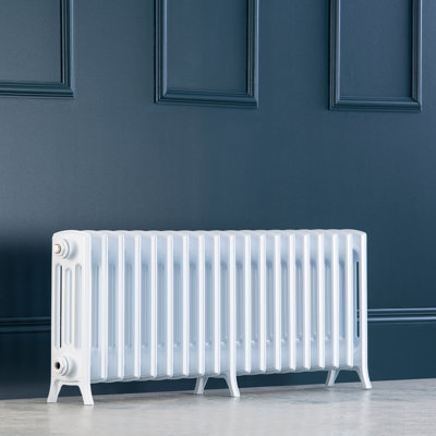 Romona Horizontal Traditional Colosseum Radiator