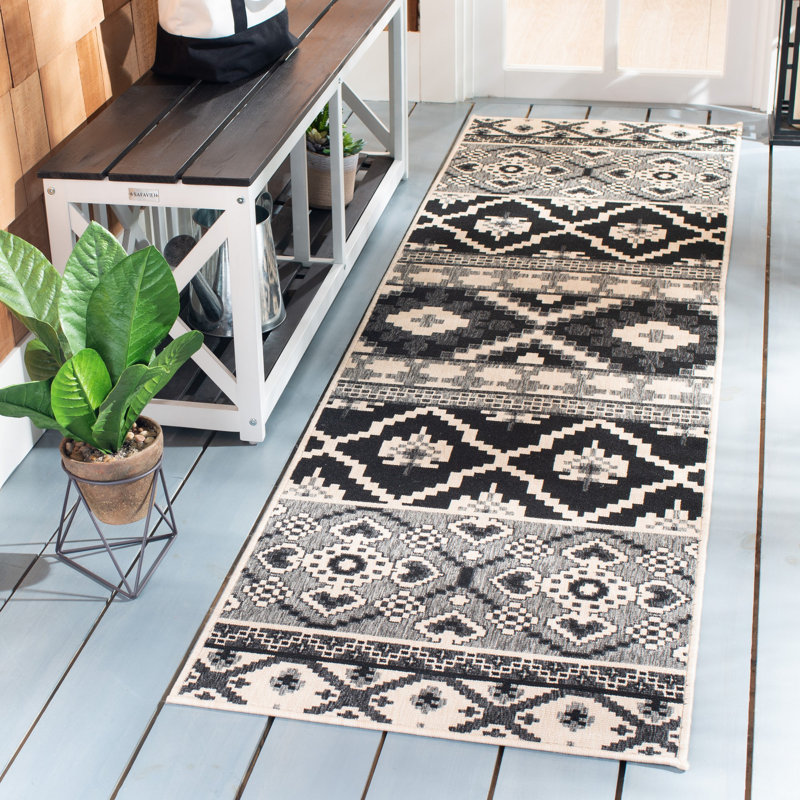 Northpoint Veranda Southwestern Indoor/Outdoor Area Rug, Runner 2'3" x 8'