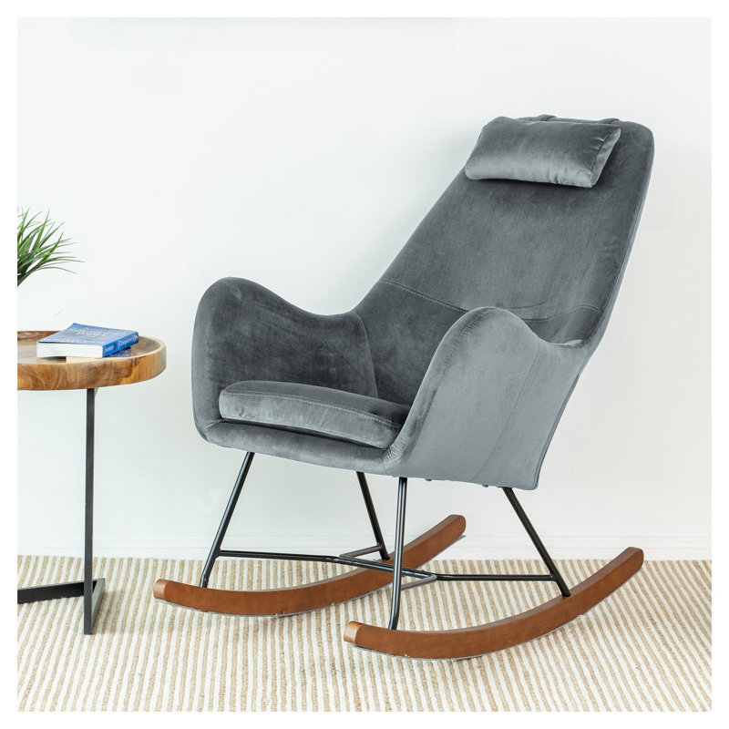 Chaise berçante moderne en velours gris foncé Hannah avec structure en bois massif Hannah