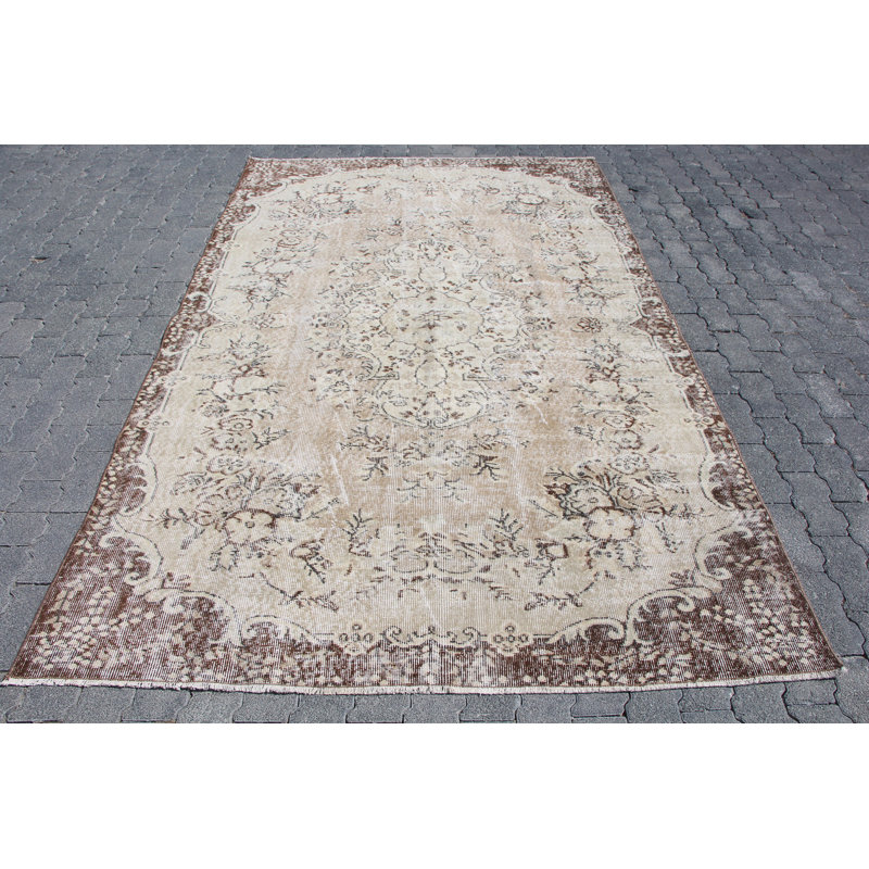 Grand tapis turc anatolien rétro idéal pour les salons et les cuisines dans des tons de beige