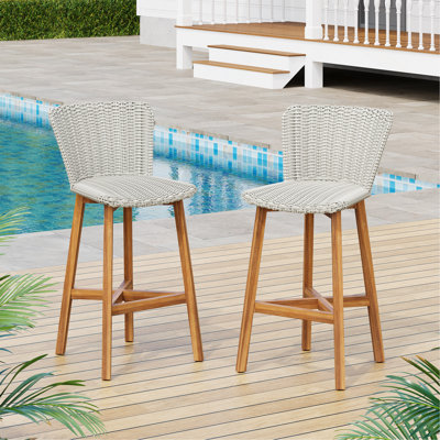 Ensemble de 2 tabourets de bar d'extérieur en bois de teck avec finition en teck gris clair Lymington