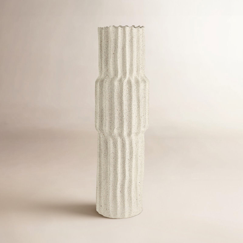 Vase de table en céramique Zahari, Crème, H 23 po x l 6,7 po x P 6,7 po