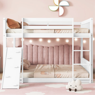 Lit simple superposé au-dessus du sol avec rampe d'escalade, blanc - garde-corps de chambre à coucher moderne avec option de repos confortable