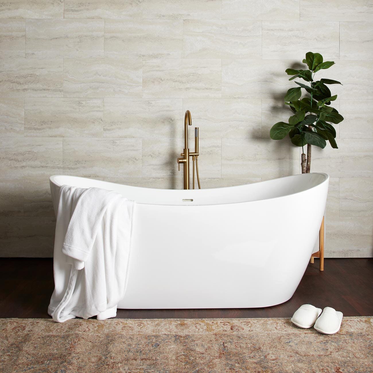 71 Inch Clawfoot Bathtub Slipper (Includes Faucet and Drain