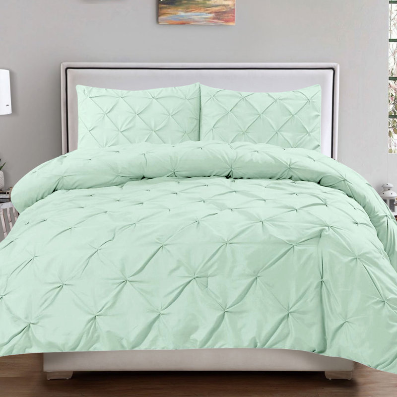King White Microfiber Pintuck Duvet Cover Set