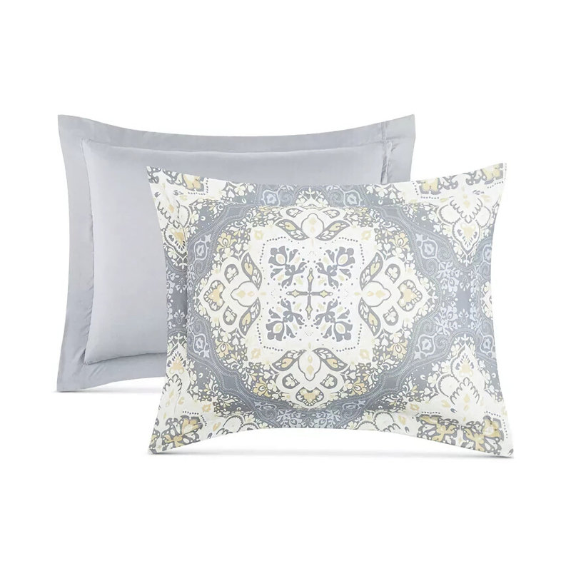Berlie Polyester Geometric Comforter