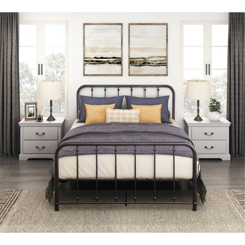 Lueras Metal Spindle Bed, Full, Bronze
