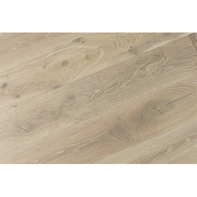 Plancher de bois franc d'ingénierie en chêne