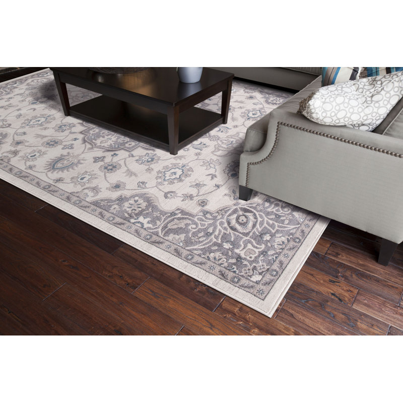 Oriental Indoor Rug, Round 7'