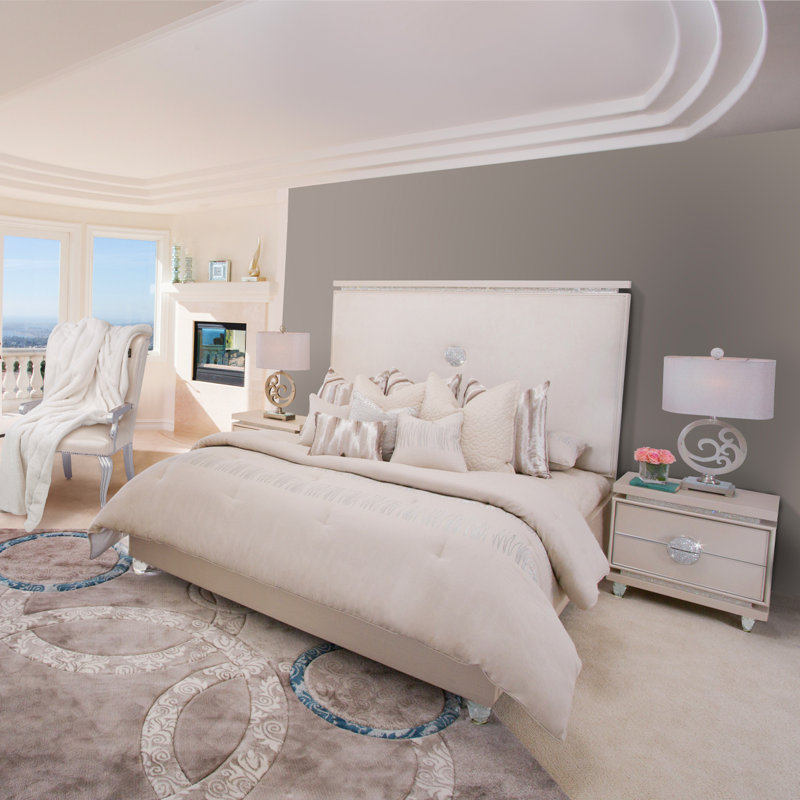 Glimmering Heights Upholstered Bed, California King