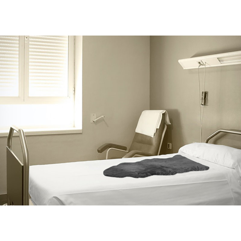 Jeté en fausse fourrure unie gris anthracite, L 36 po x l 24 po