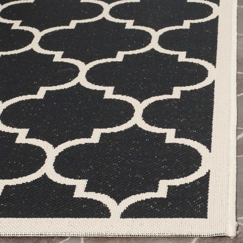 Kerns Geometric Hand Woven Indoor / Outdoor Area Rug, Rectangle 201 x 290 cm