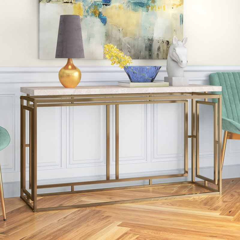 Console Lindzey, Champagne
